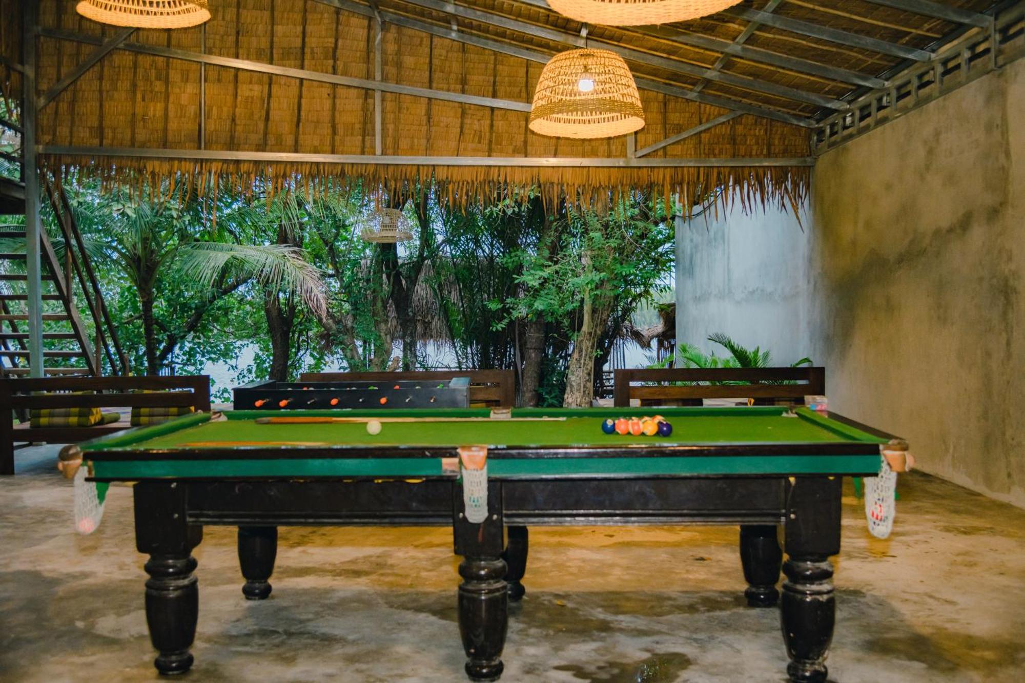 Banyan Tree Hostel Kâmpôt Zewnętrze zdjęcie