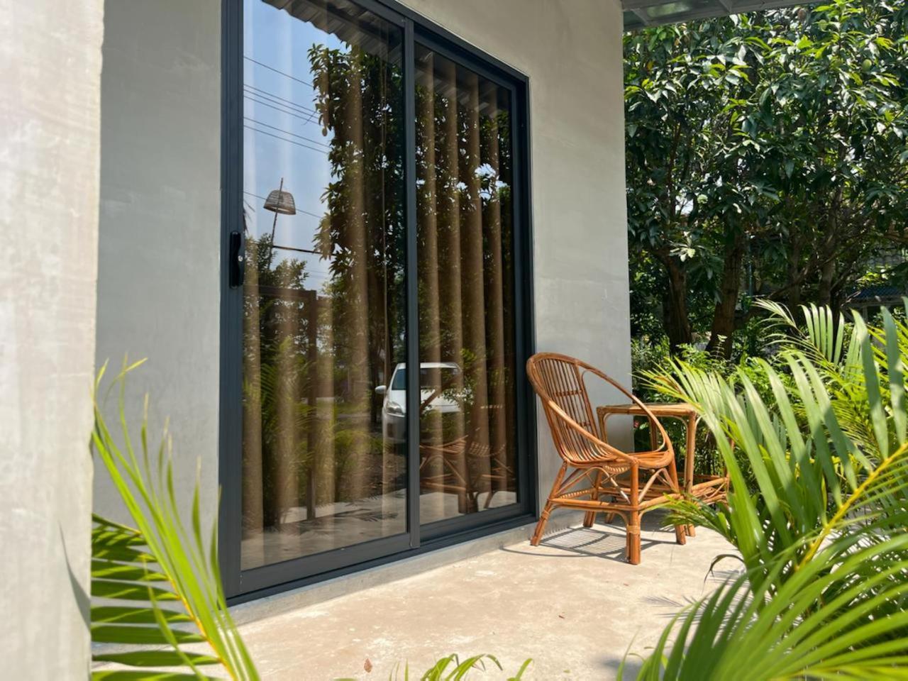 Banyan Tree Hostel Kâmpôt Zewnętrze zdjęcie