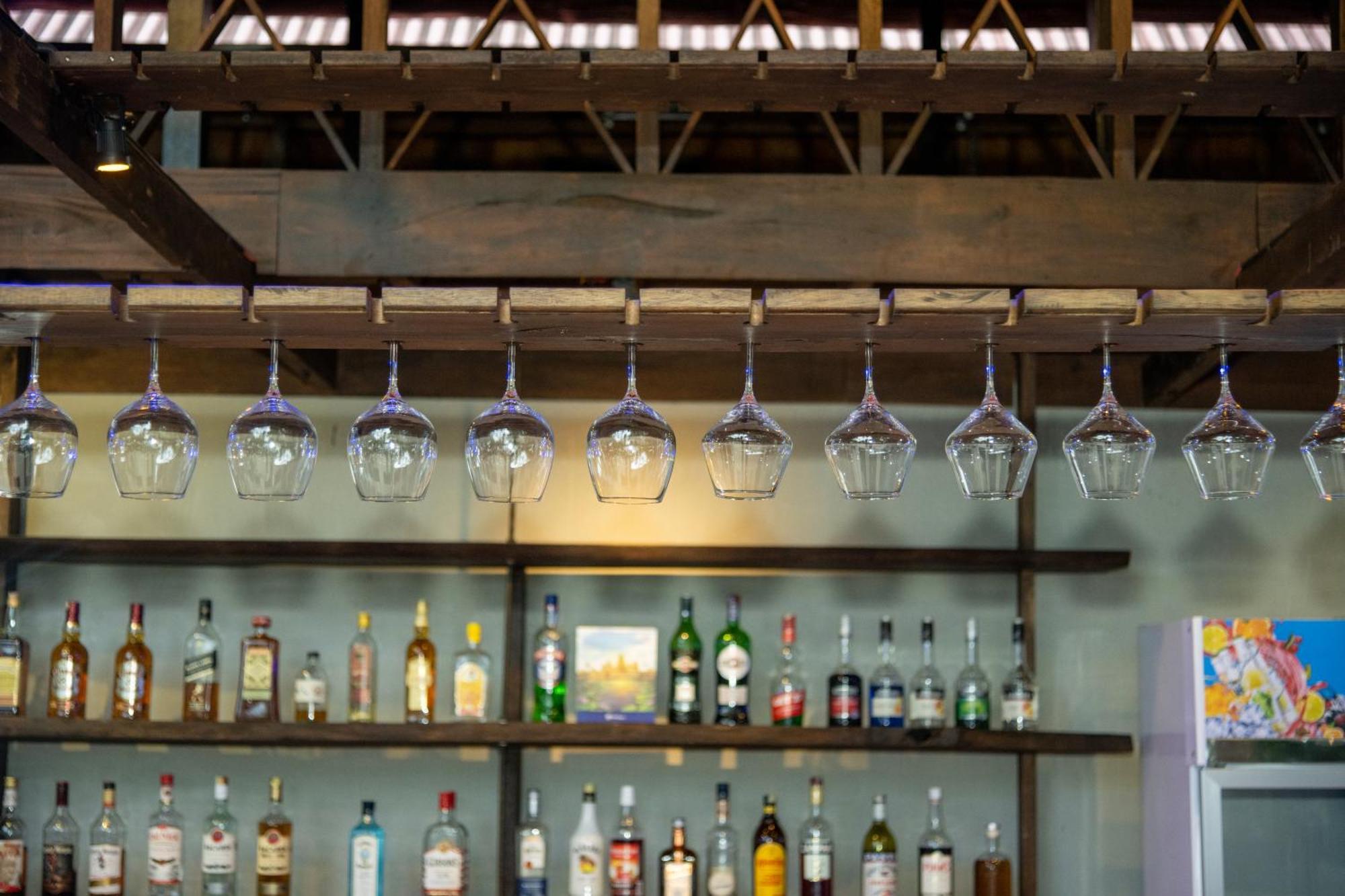 Banyan Tree Hostel Kâmpôt Zewnętrze zdjęcie