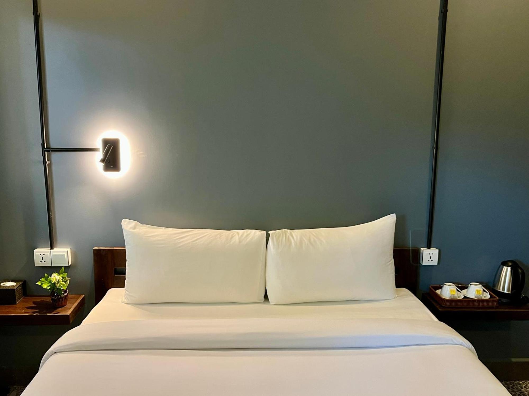 Banyan Tree Hostel Kâmpôt Zewnętrze zdjęcie