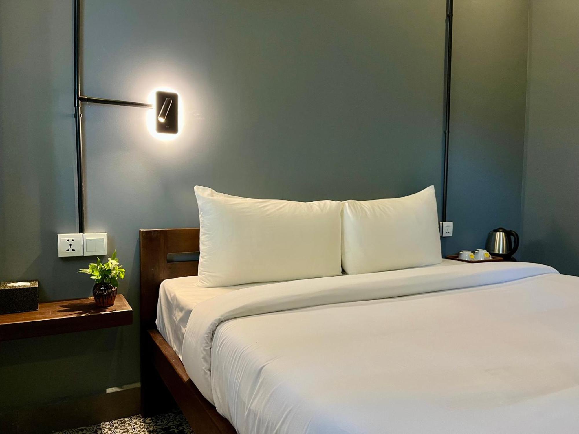Banyan Tree Hostel Kâmpôt Zewnętrze zdjęcie